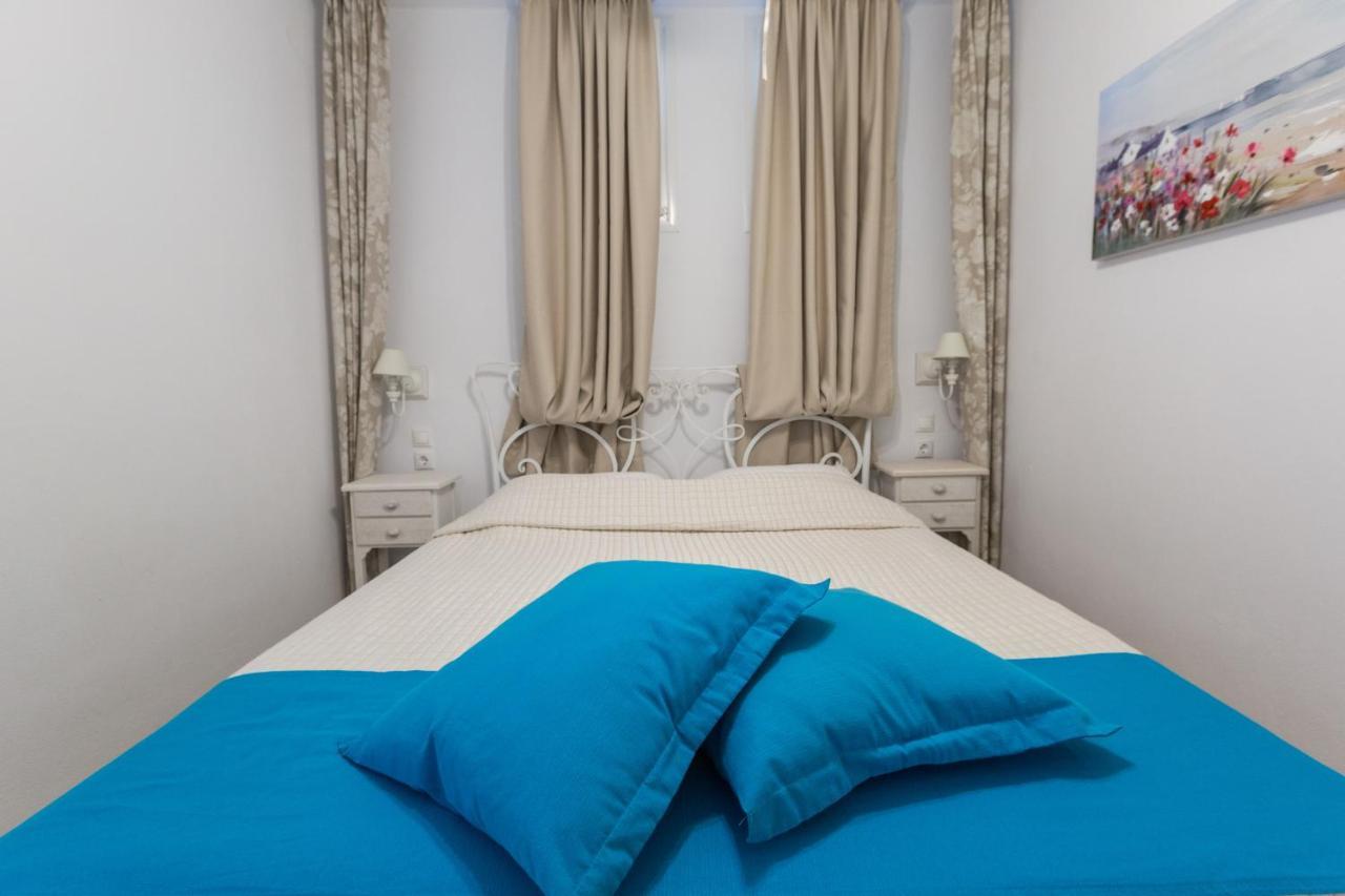 Moriel Seaside Homes Suites Elia Nikitis Buitenkant foto