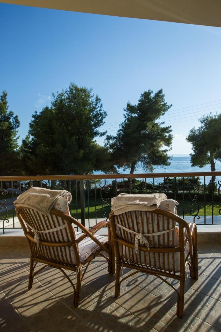 Moriel Seaside Homes Suites Elia Nikitis Buitenkant foto