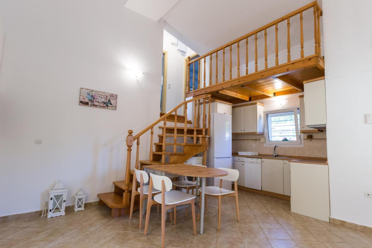 Moriel Seaside Homes Suites Elia Nikitis Buitenkant foto